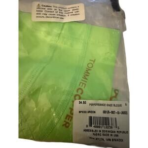 Tommie Copper Performance Compression Knee Sleeve, Speed Green, Size Small, NWT